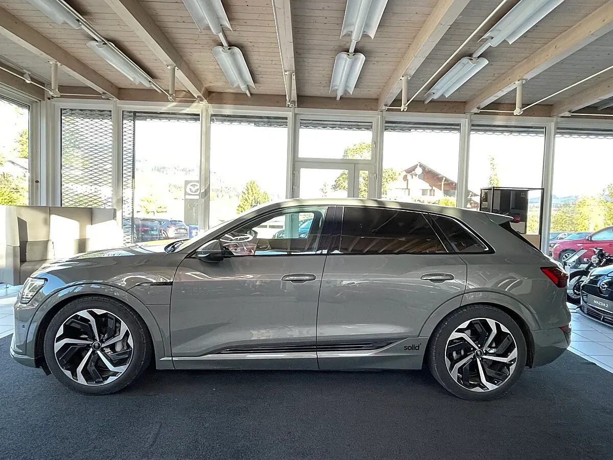 Audi Q8 2023 photo 3