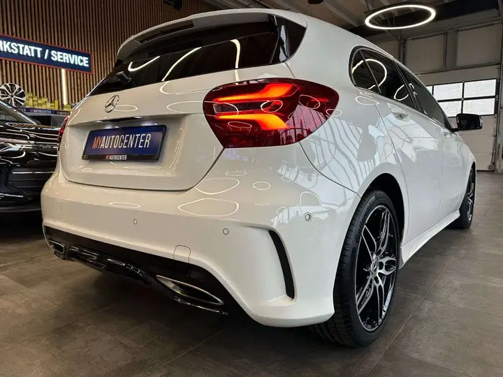 Mercedes-Benz A 200 2017 photo 2