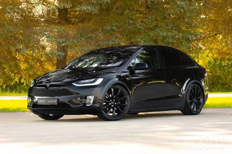 Tesla Model X 2017 photo 3