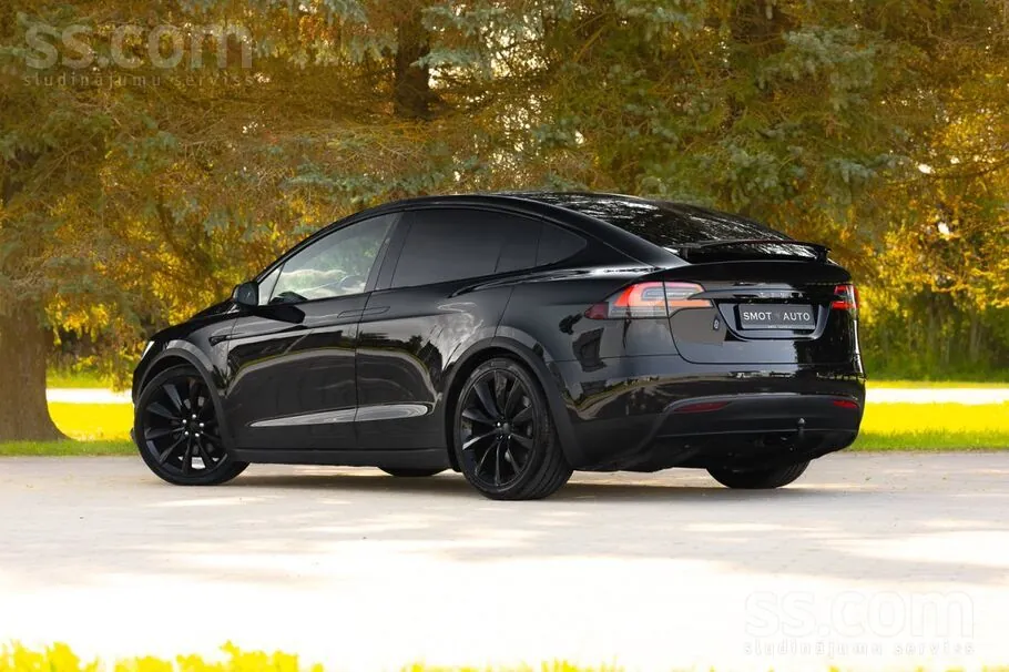 Tesla Model X 2017 photo 5