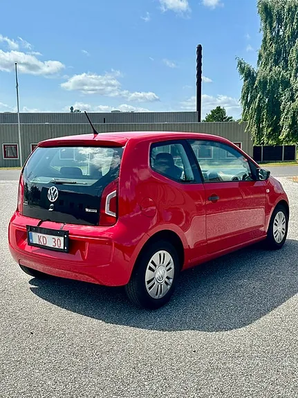 Volkswagen Up 2012 photo 4