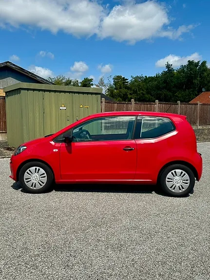Volkswagen Up 2012 photo 2