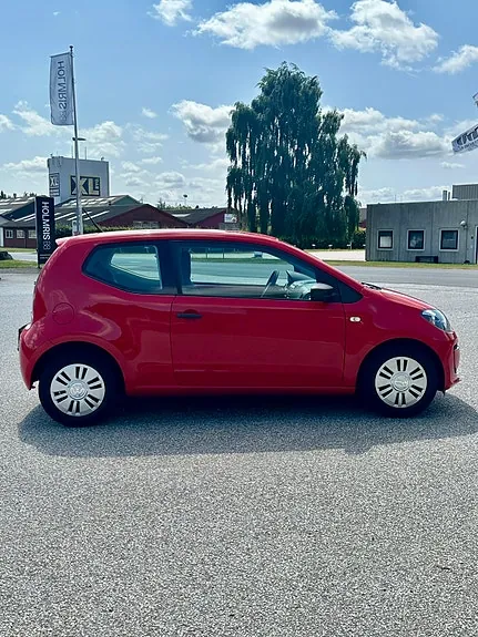 Volkswagen Up 2012 photo 5