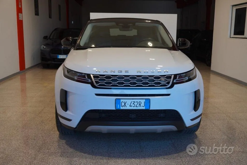 Land Rover Range Rover Evoque 2022 photo 2