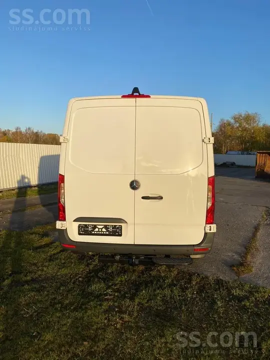Mercedes-Benz Sprinter 2021 photo 3
