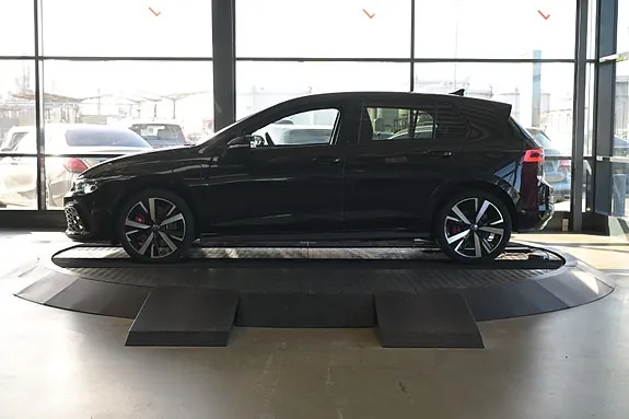 Volkswagen Golf Viii 2022 photo 2