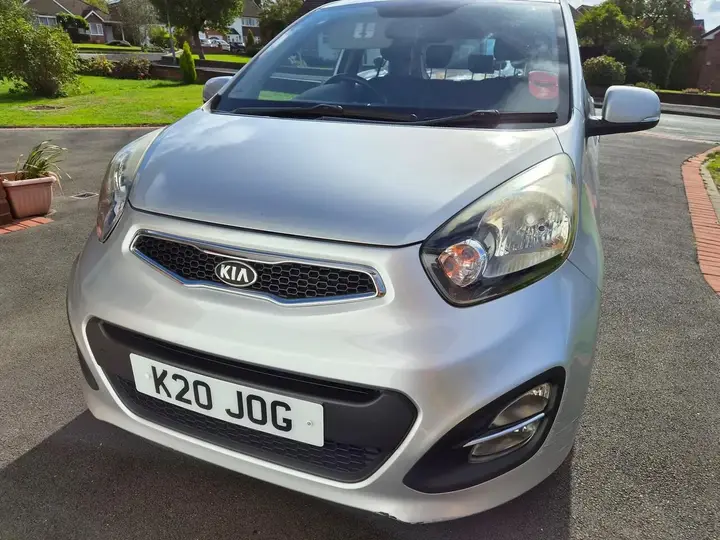 Kia Picanto 2013 photo 2