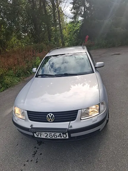 Volkswagen Passat 1999 photo 3