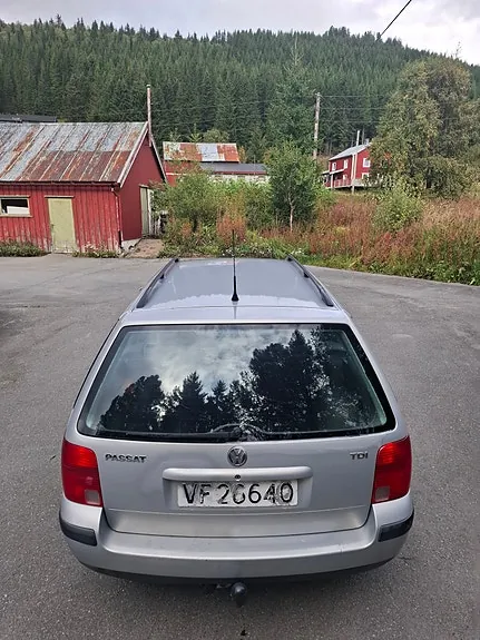 Volkswagen Passat 1999 photo 4