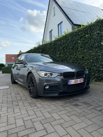 BMW F30