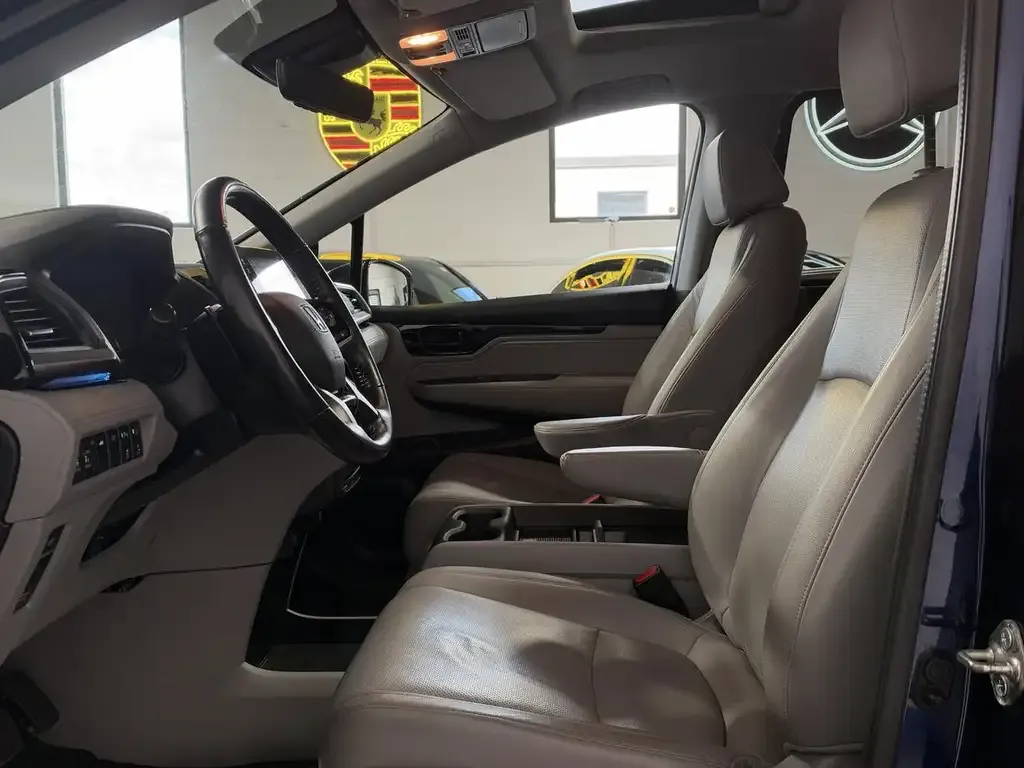 Honda Odyssey 2018 photo 5