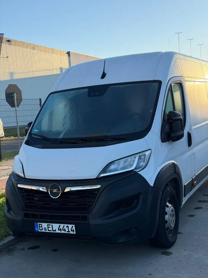 Opel Movano