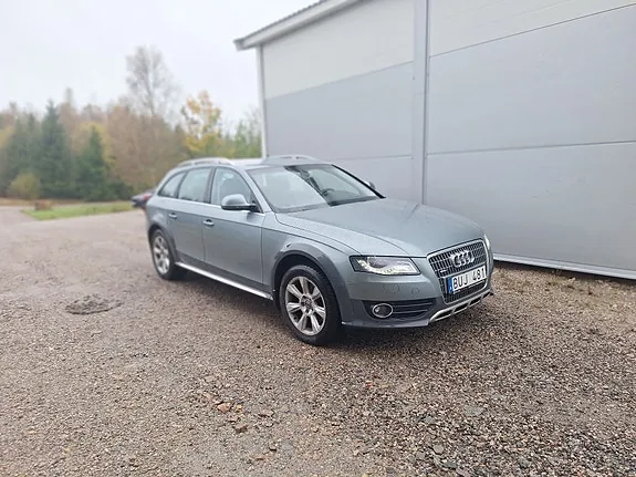 Audi A4 Allroad 2011 photo 2