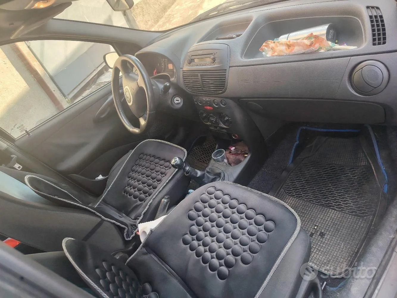 Fiat Punto 2005 photo 4