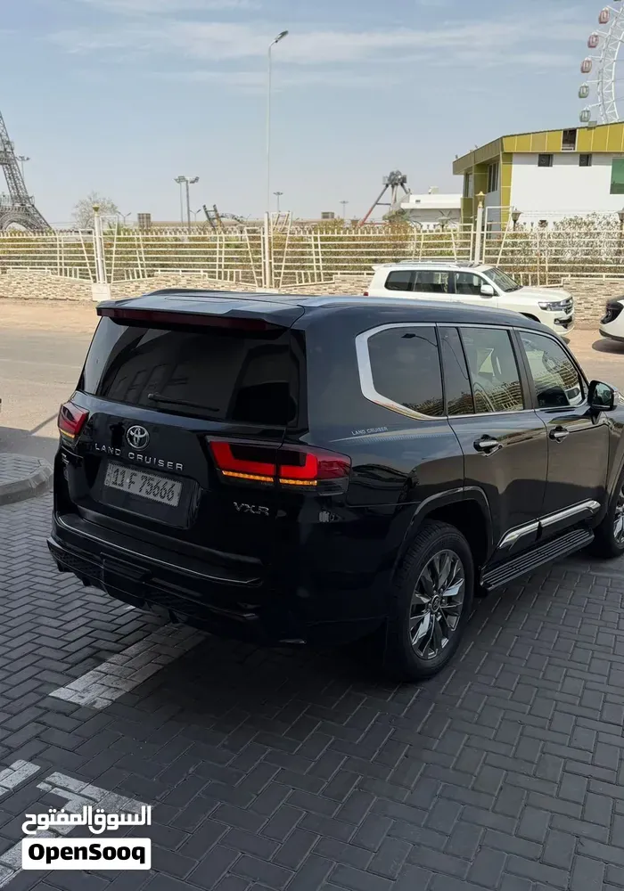 Toyota Land Cruiser 2024 photo 3