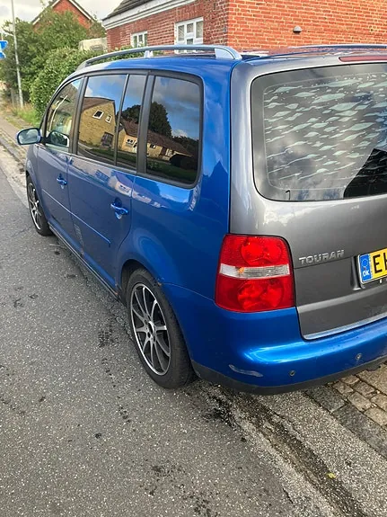 Volkswagen Touran 2007 photo 5