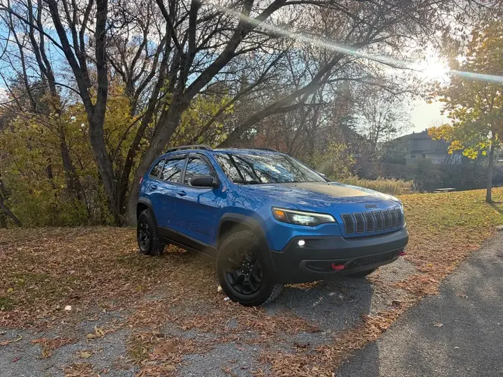 Jeep Cherokee 2019 photo 3