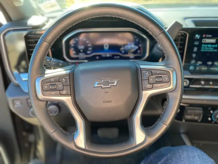 Chevrolet Silverado 2500Hd 2024 photo 4
