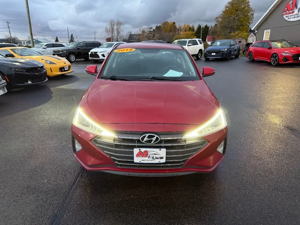 Hyundai Elantra 2019 photo 2