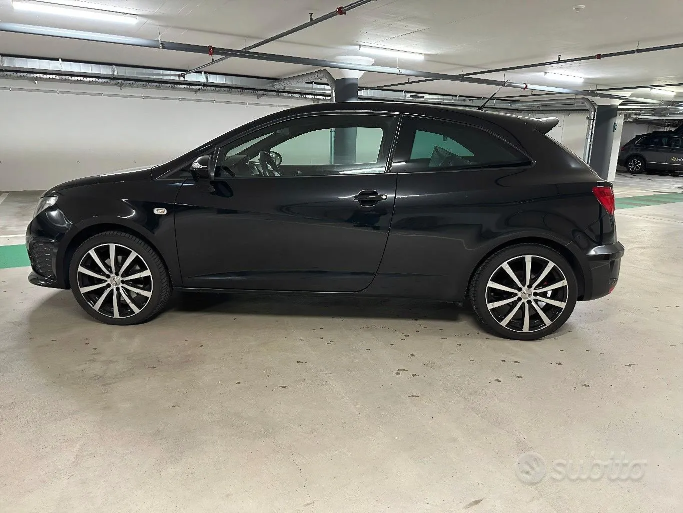 Seat Ibiza 2012 photo 3