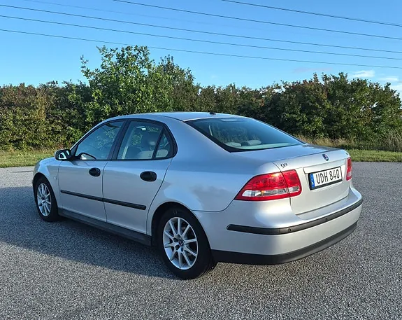Saab 9-3 2003 photo 2