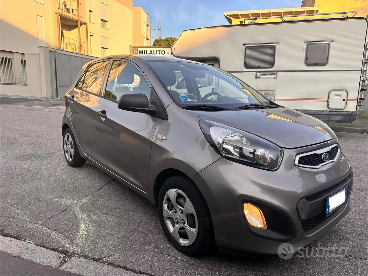 Kia Picanto 2012 photo 4