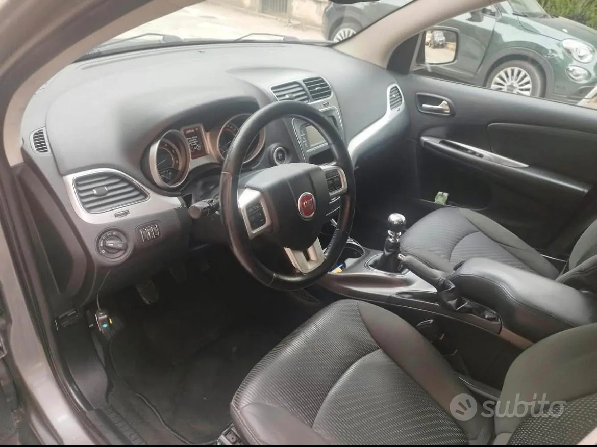 Fiat Freemont 2012 photo 5