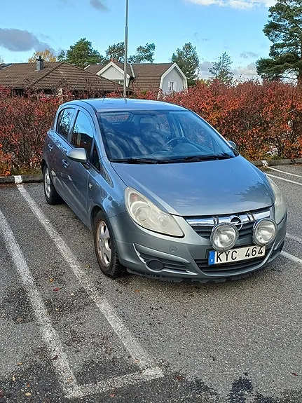 Opel Corsa 2010 photo 2