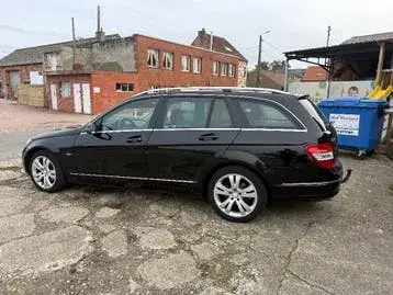 Mercedes-Benz C200