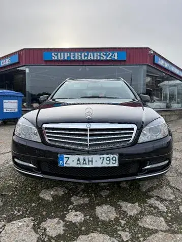 Mercedes-Benz C200 2010 photo 2