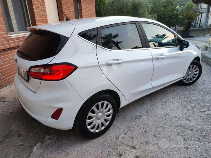 Ford Fiesta 2022 photo 3