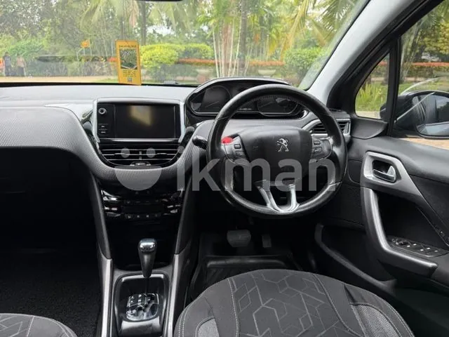 Peugeot 2008 2018 photo 3