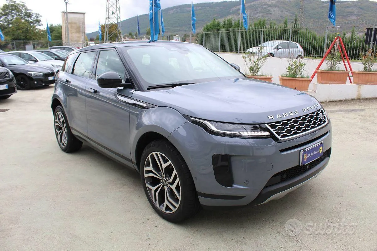 Land Rover Range Rover Evoque 2021 photo 3