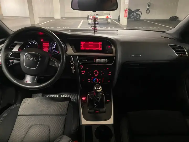 Audi A5 2010 photo 3