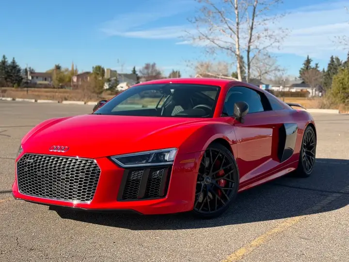 Audi R8
