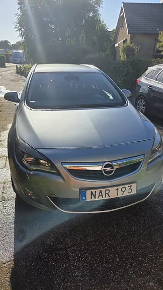 Opel Astra 2012 photo 5