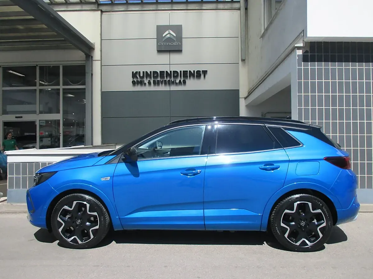 Opel Grandland X 2022 photo 3