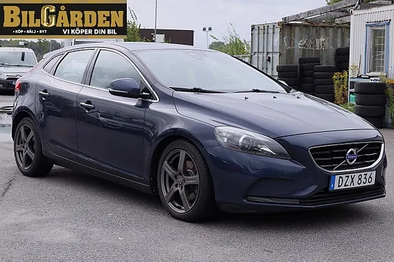Volvo V40 2015 photo 2