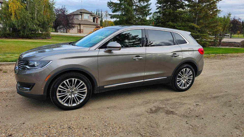 Lincoln Mkx 2017 photo 2