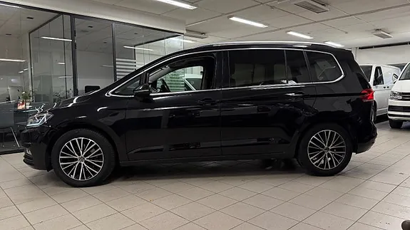 Volkswagen Touran 2021 photo 3