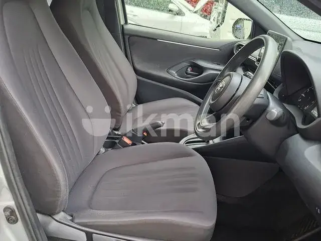 Toyota Yaris 2023 photo 4