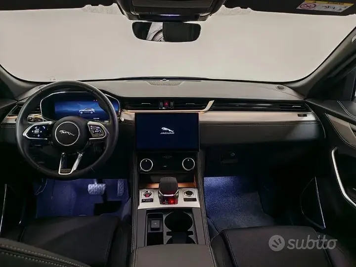 Jaguar F-Pace 2023 photo 4