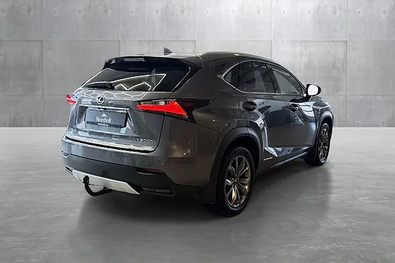 Lexus Nx300H 2016 photo 5