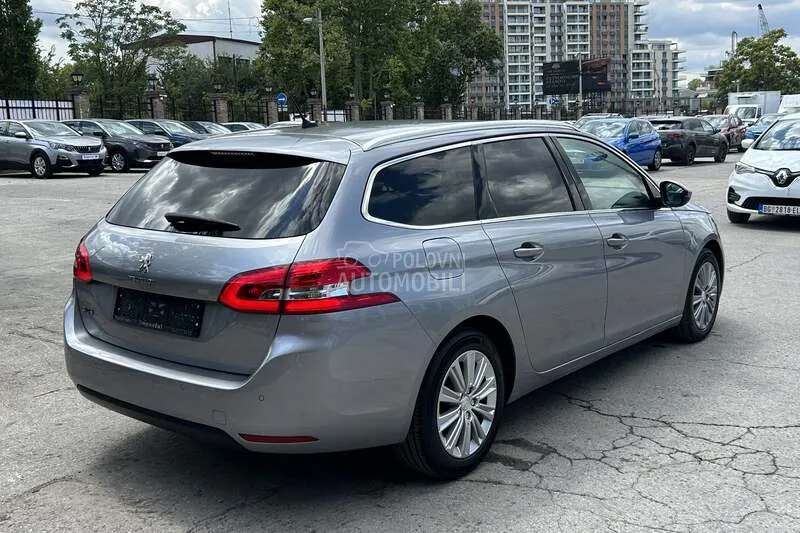Peugeot 308 2021 photo 5