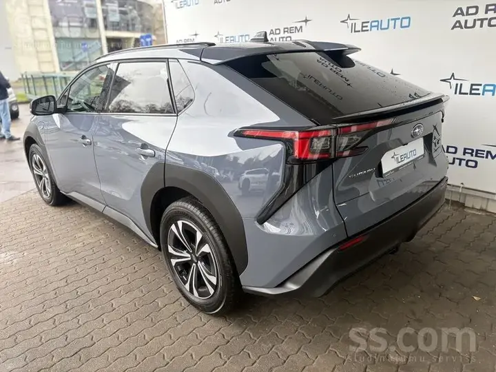Subaru Solterra 2023 photo 3