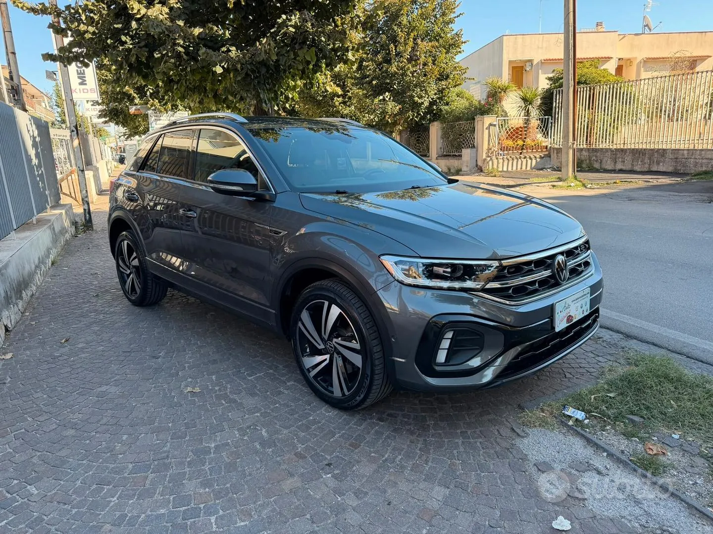 Volkswagen T-Roc 2023 photo 4