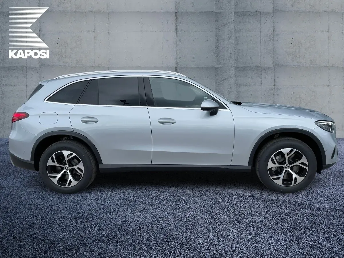 Mercedes-Benz Glc-Class 2024 photo 3