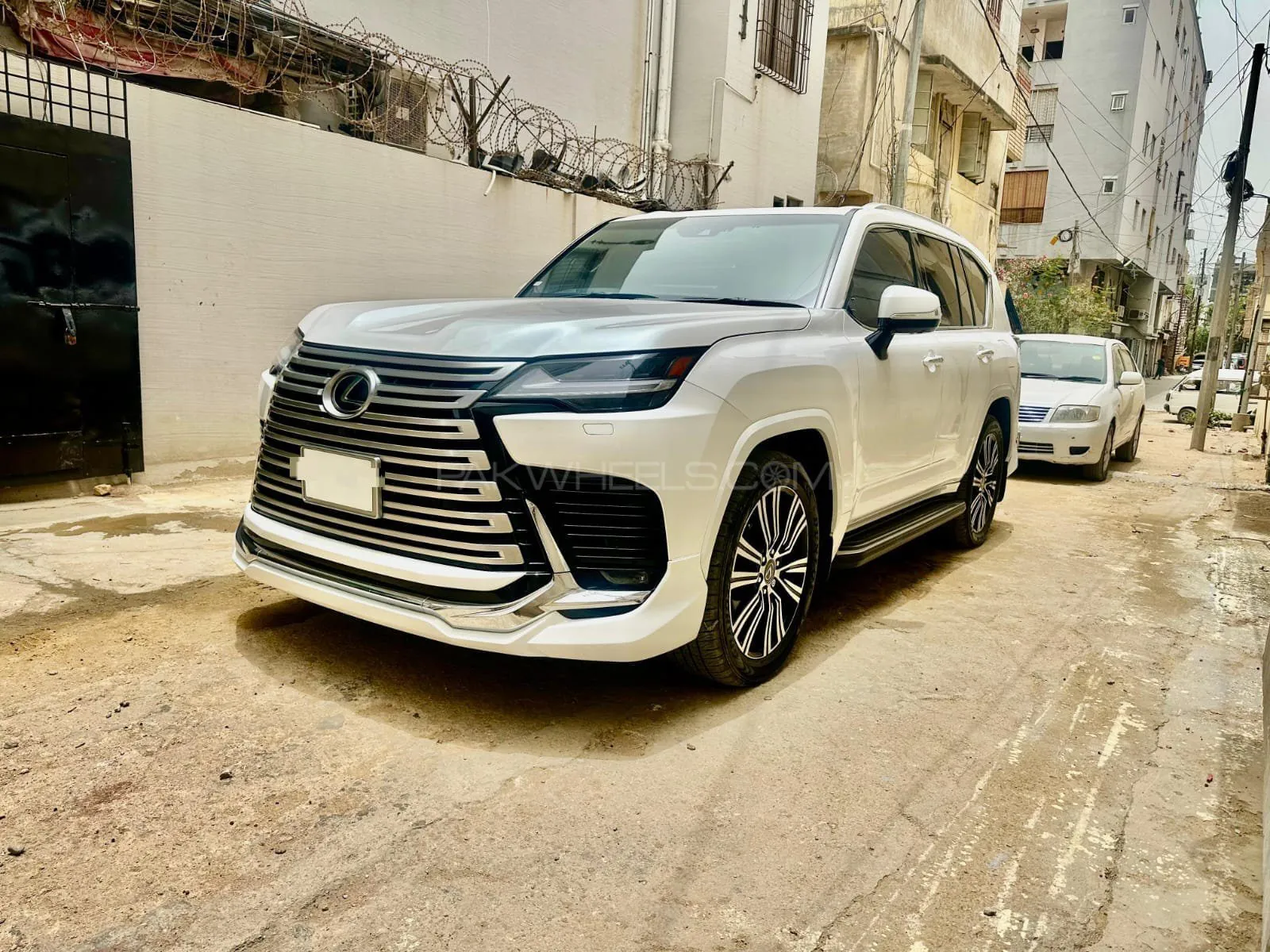 Lexus Lx