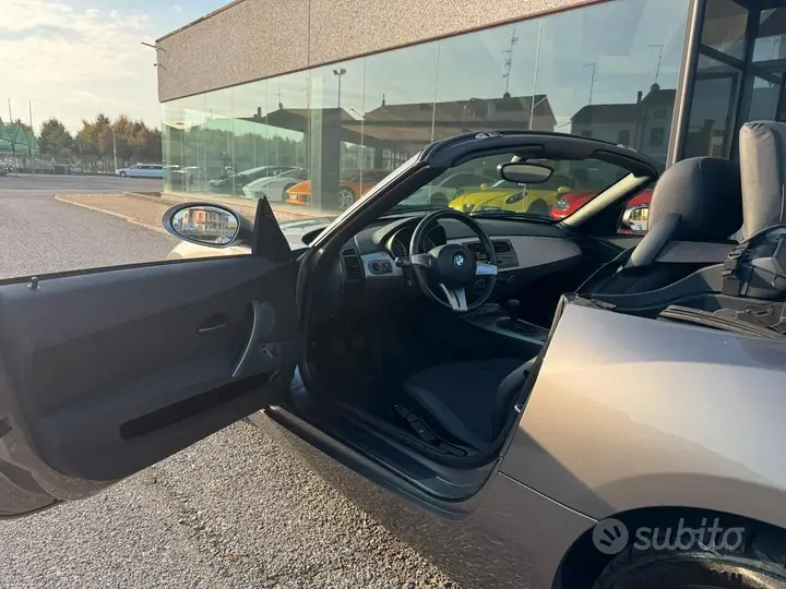 BMW Z4 2003 photo 2