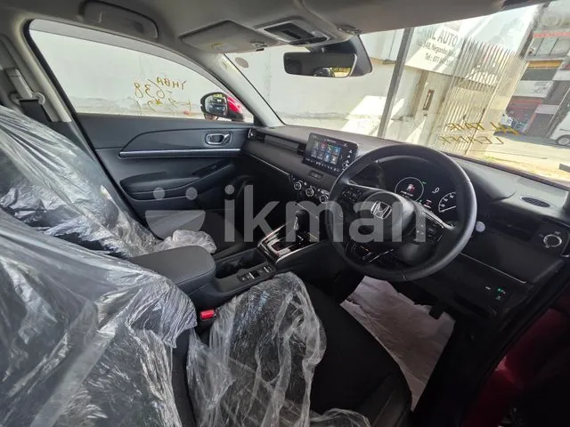 Honda Vezel 2025 photo 2